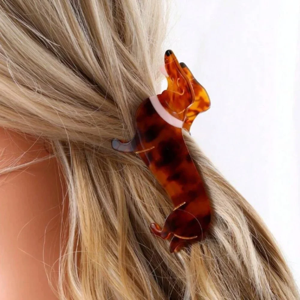 ⭐️❤️❤️FREE Dog Puppy Dachshund Hair Chic Glam Trendy Weiner Minimalist Claw Clip